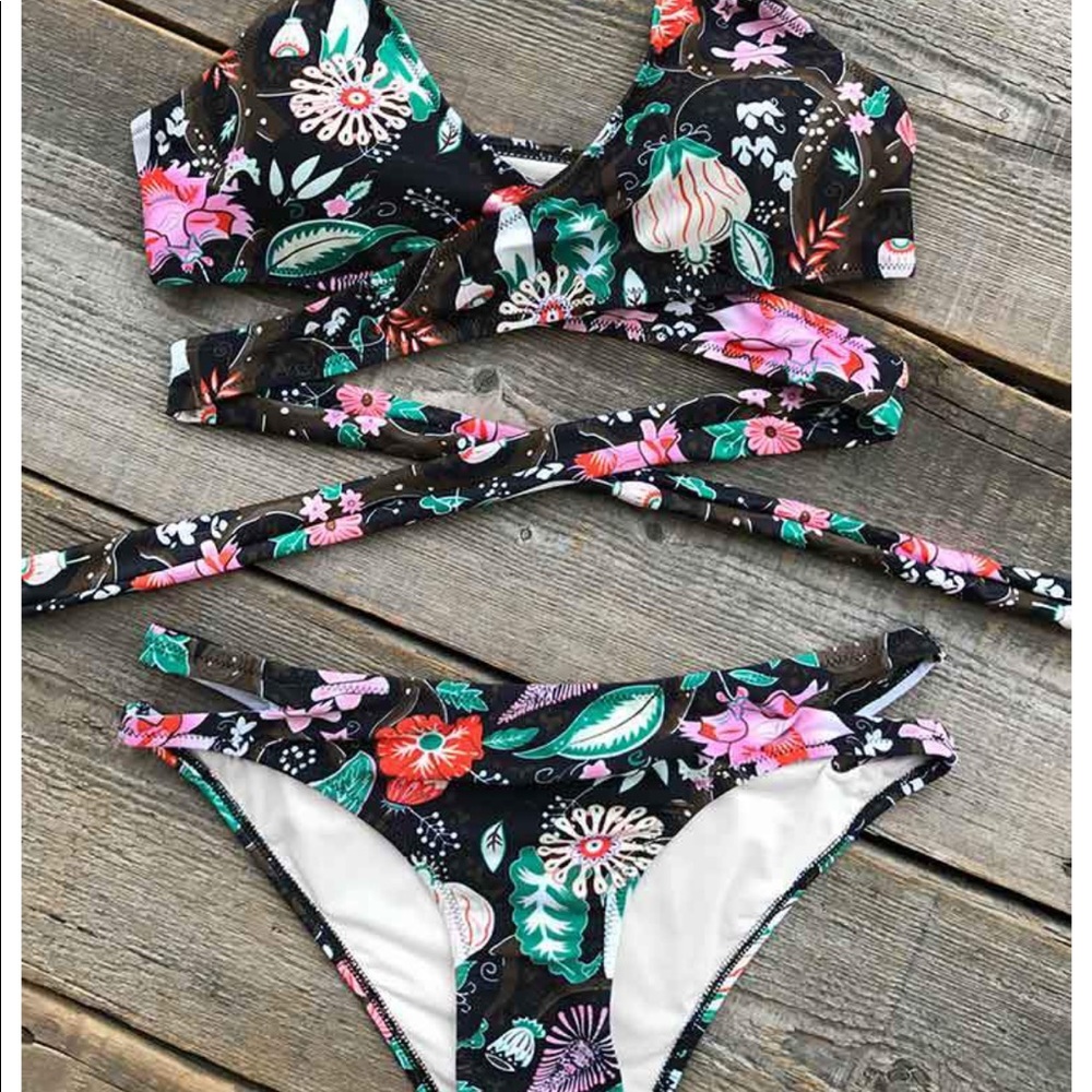 Cupshe Flowers at Night 2 Piece Swim Suit
